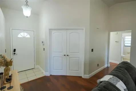 4136 Spring Way Circle Valrico FL 33596