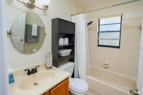 4136 Spring Way Circle Valrico FL 33596