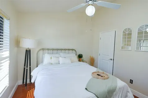 4136 Spring Way Circle Valrico FL 33596