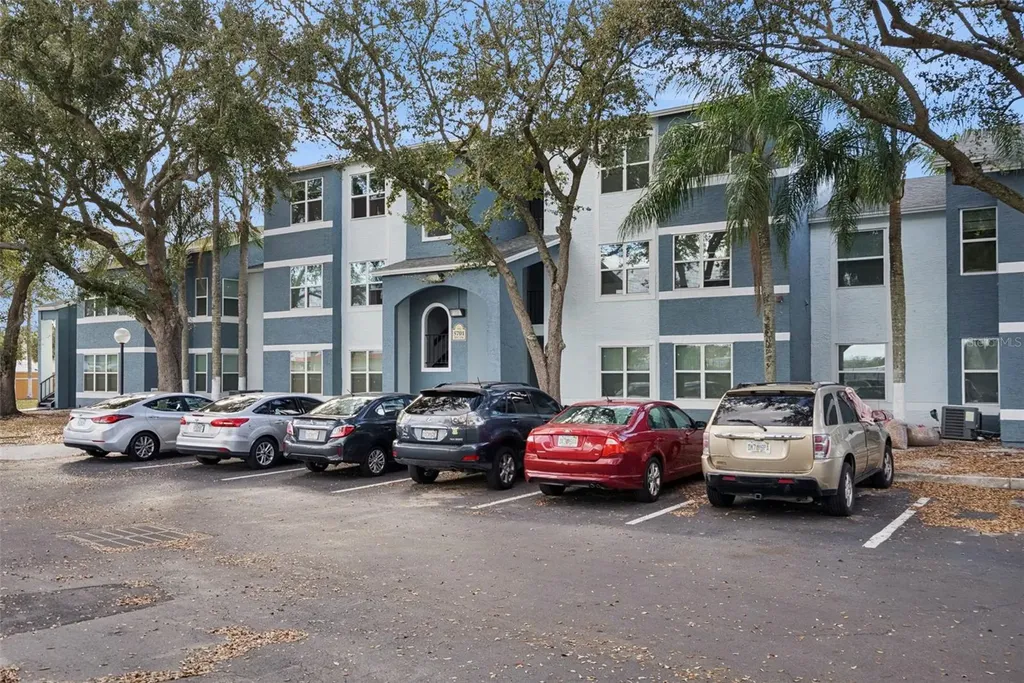 4642 Commander Drive Orlando FL 32822