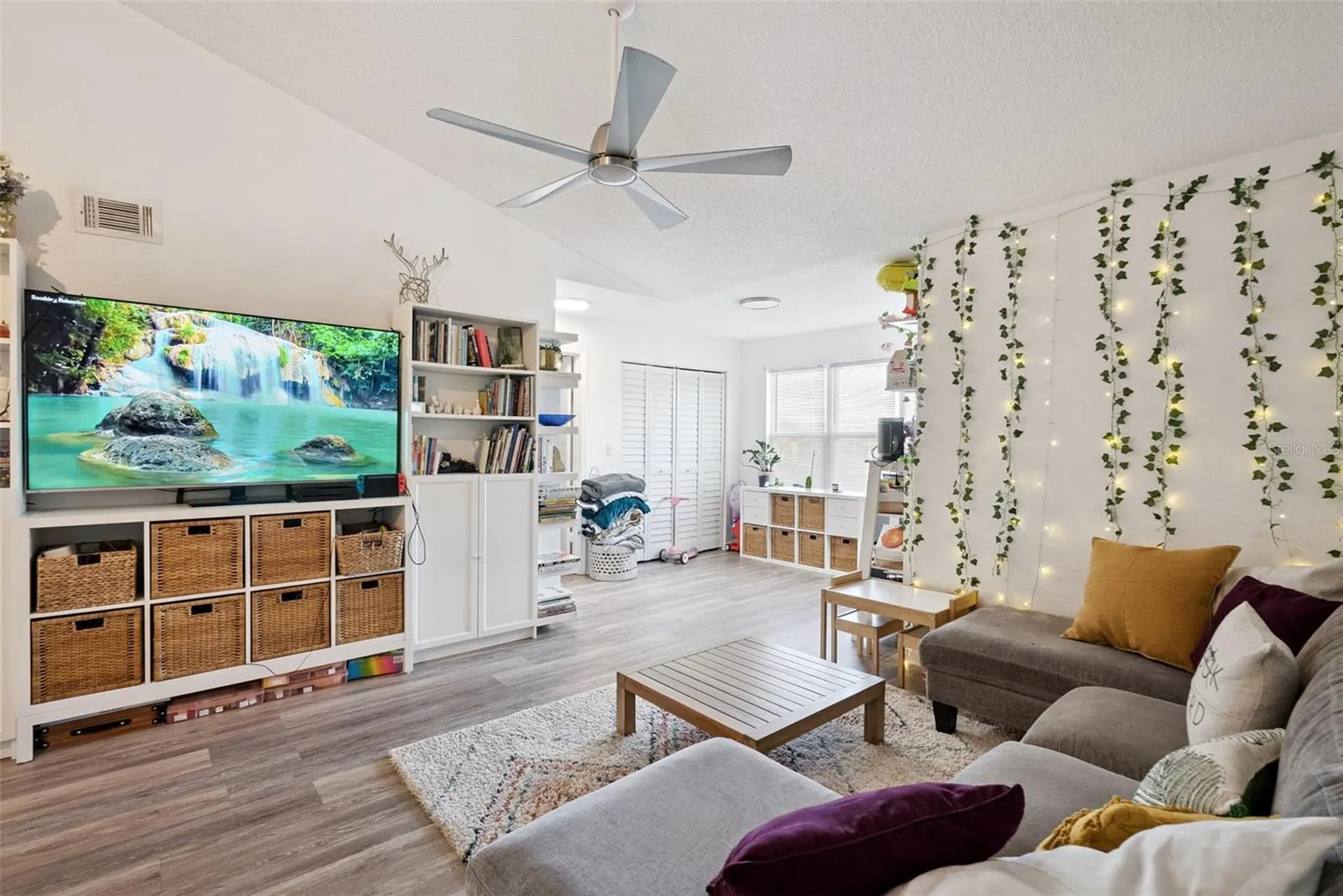 4642 Commander Drive Orlando FL 32822