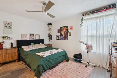 4642 Commander Drive Orlando FL 32822