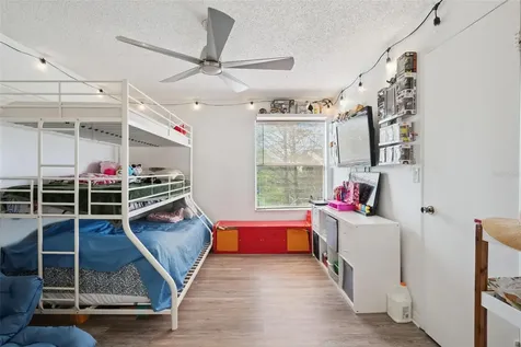 4642 Commander Drive Orlando FL 32822