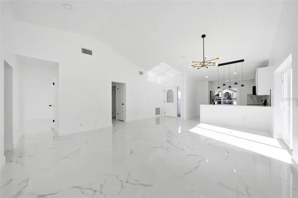 5670 Breckenridge Circle Orlando FL 32818