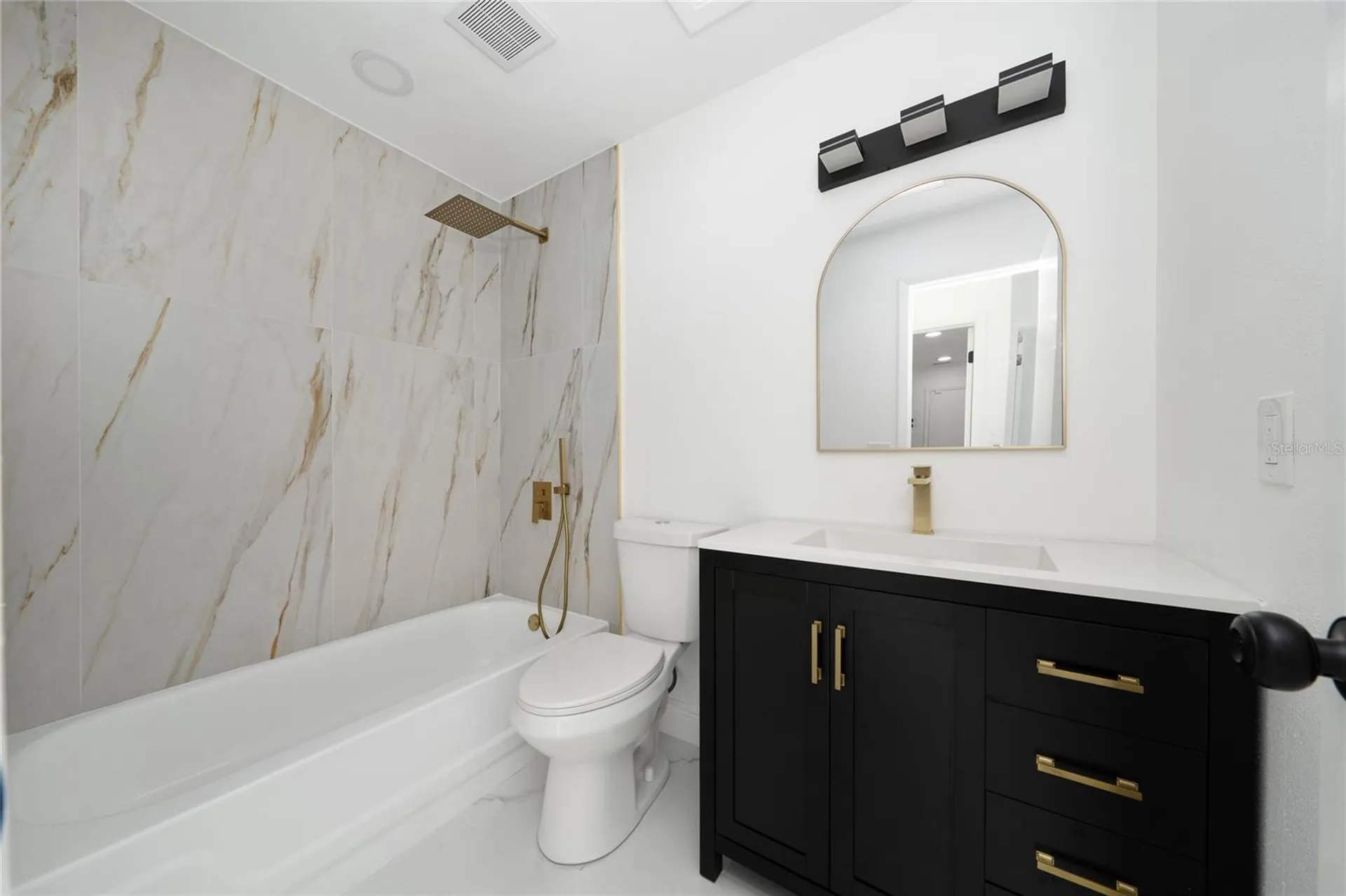 5670 Breckenridge Circle Orlando FL 32818