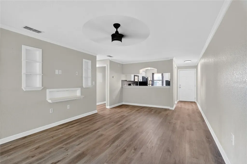 10167 Sailwinds Boulevard N Largo FL 33773