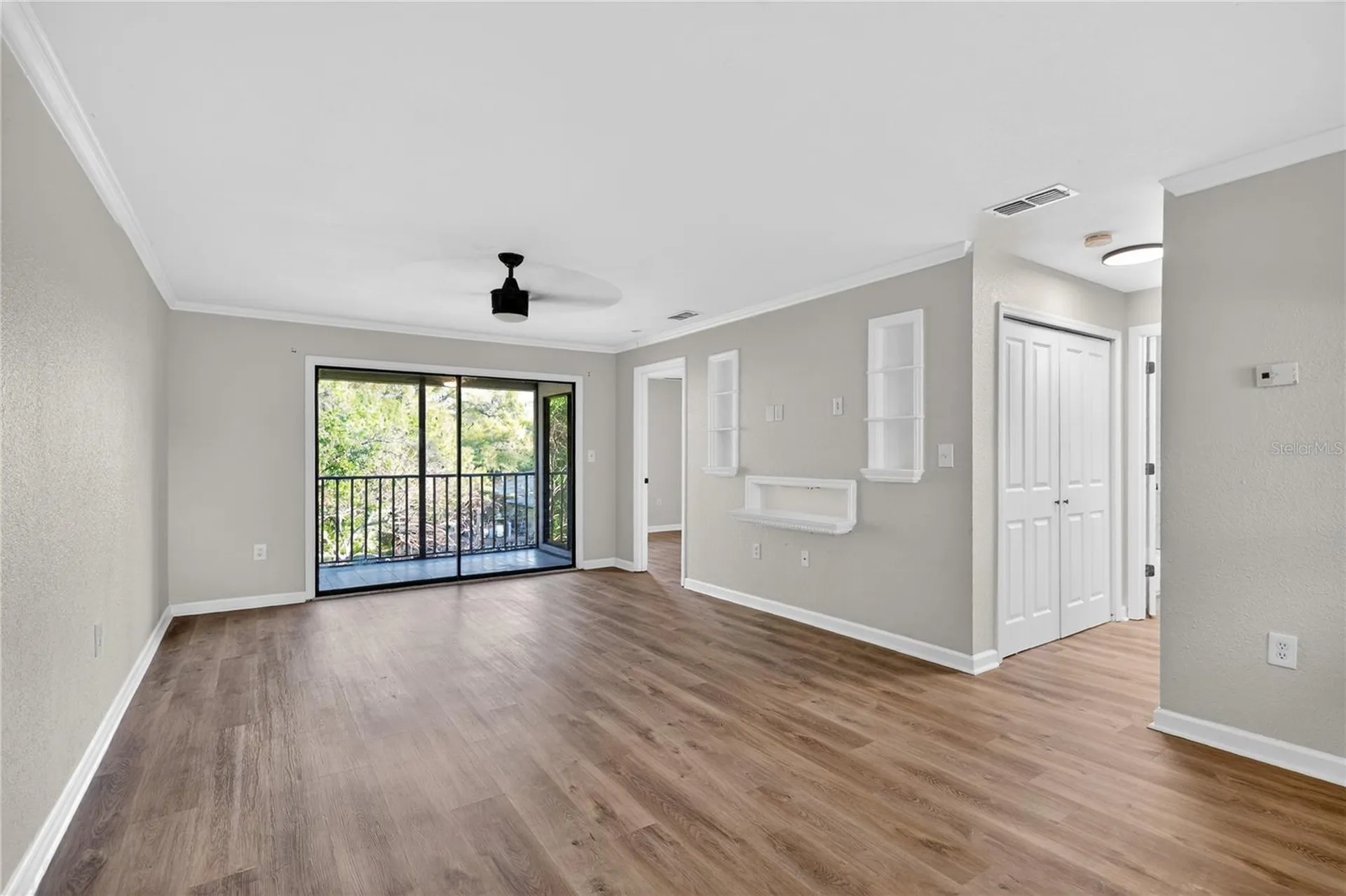 10167 Sailwinds Boulevard N Largo FL 33773