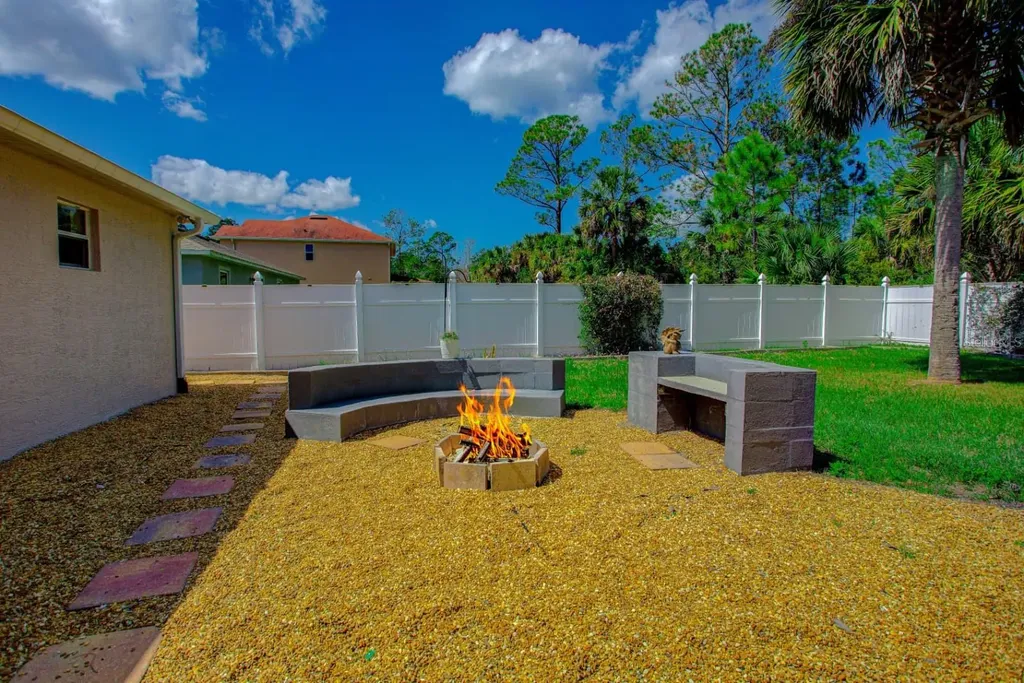 7 Smokehouse Place Palm Coast FL 32164