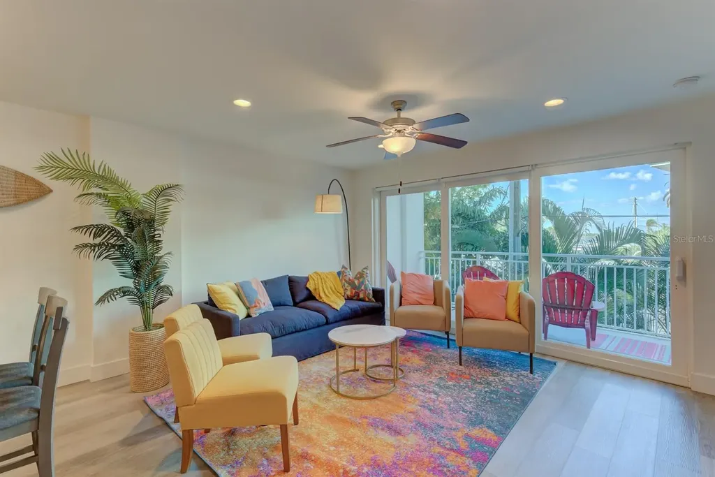 15305 1st Street E Madeira Beach FL 33708