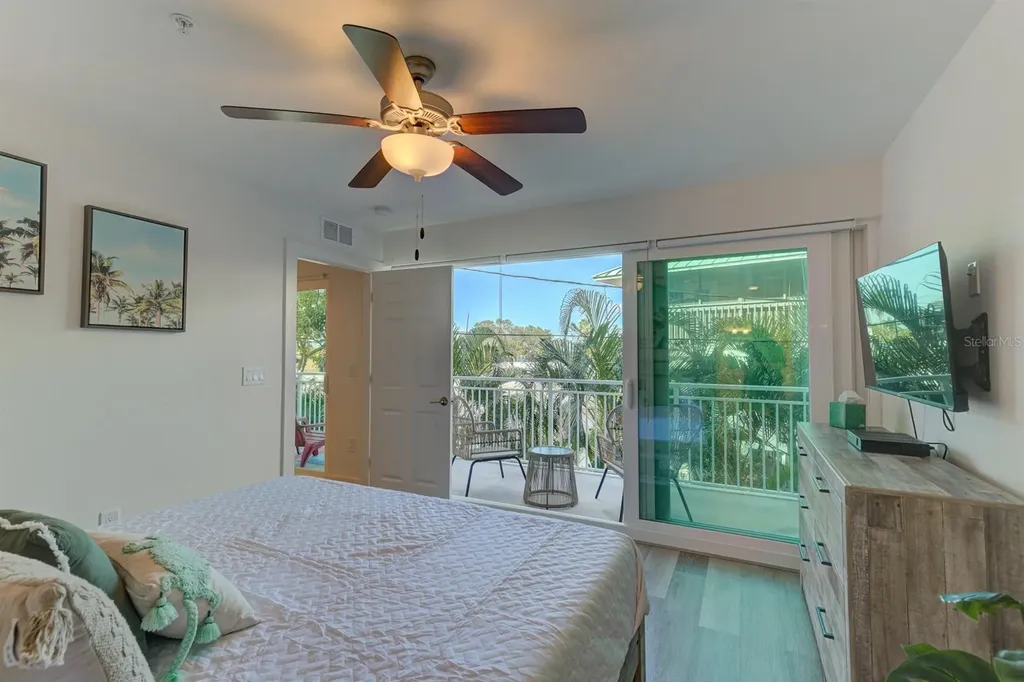 15305 1st Street E Madeira Beach FL 33708