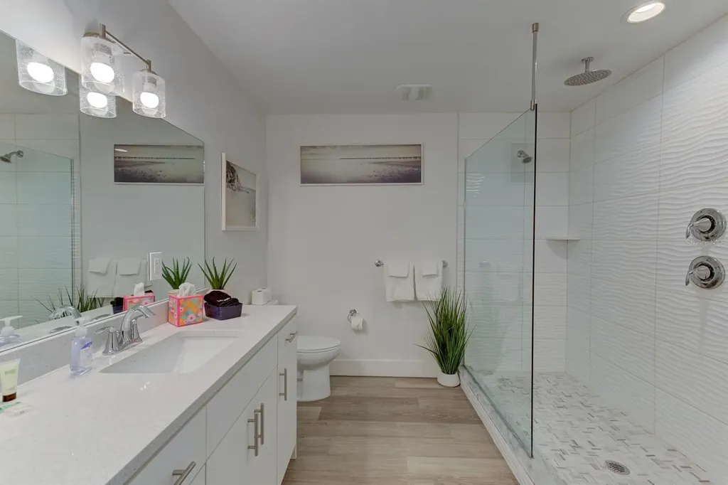 15305 1st Street E Madeira Beach FL 33708