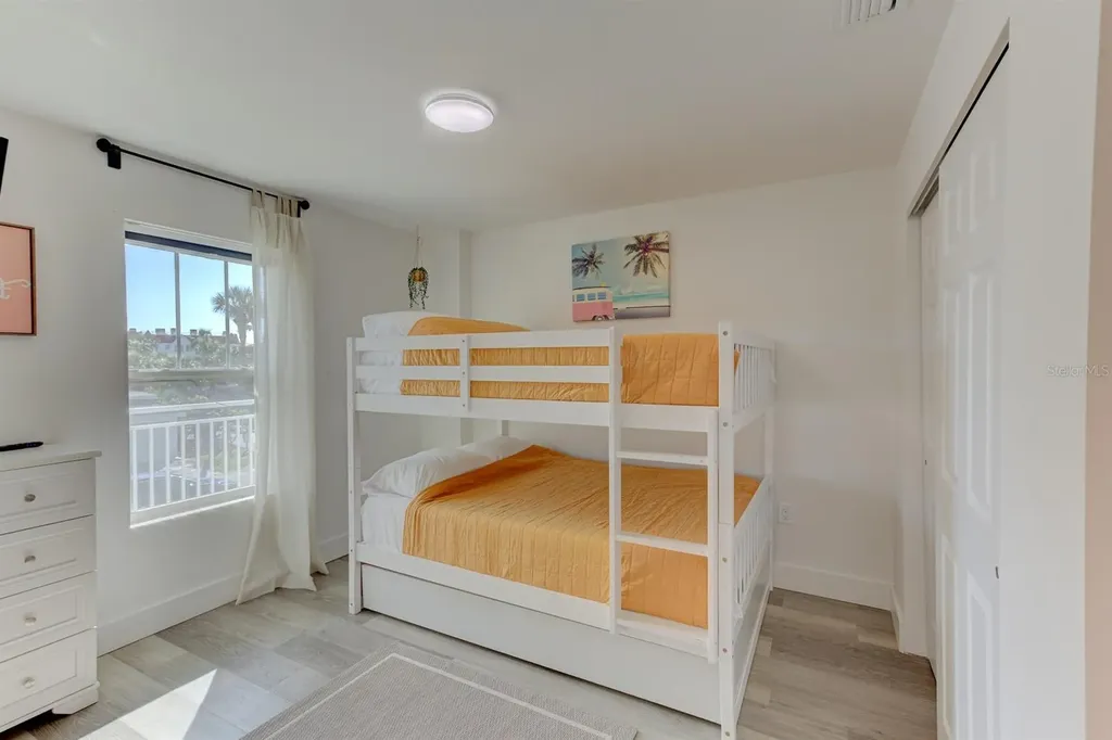 15305 1st Street E Madeira Beach FL 33708
