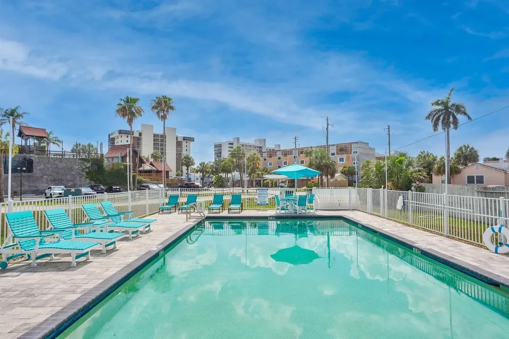 15305 1st Street E Madeira Beach FL 33708