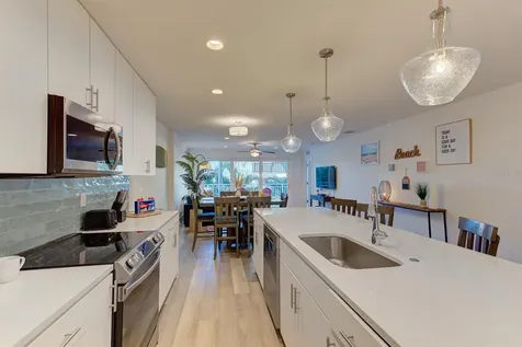 15305 1st Street E Madeira Beach FL 33708