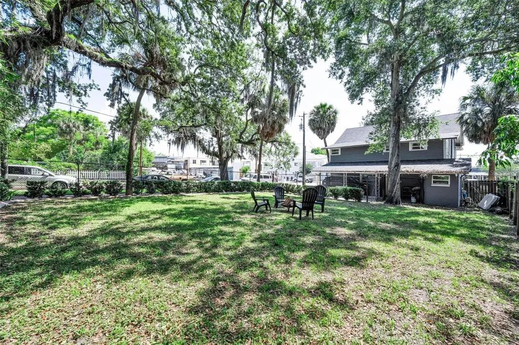 133 N Pinellas Avenue Tarpon Springs FL 34689