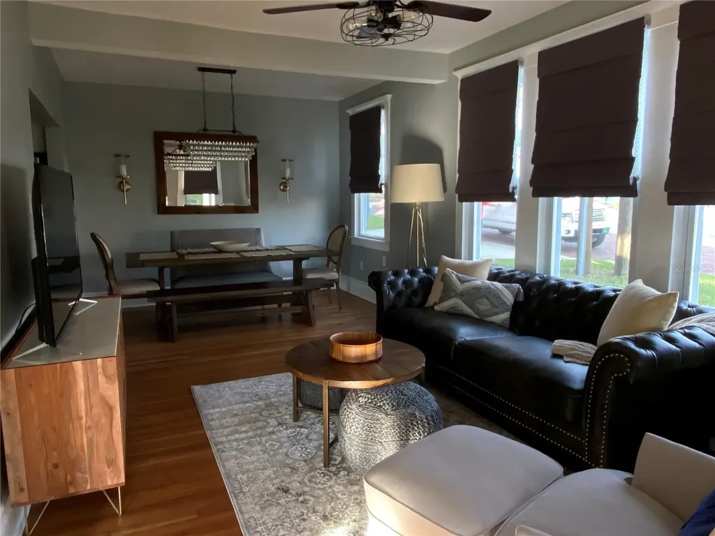 133 N Pinellas Avenue Tarpon Springs FL 34689