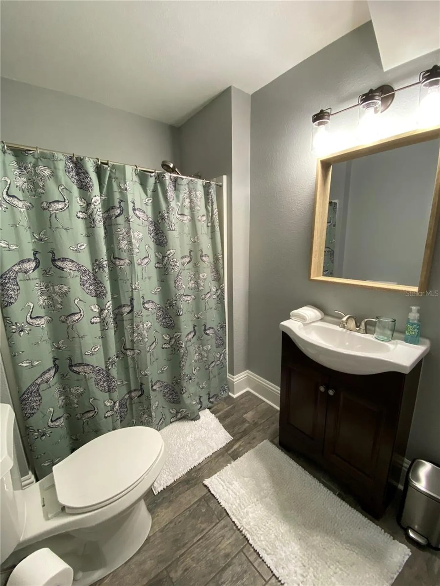 133 N Pinellas Avenue Tarpon Springs FL 34689