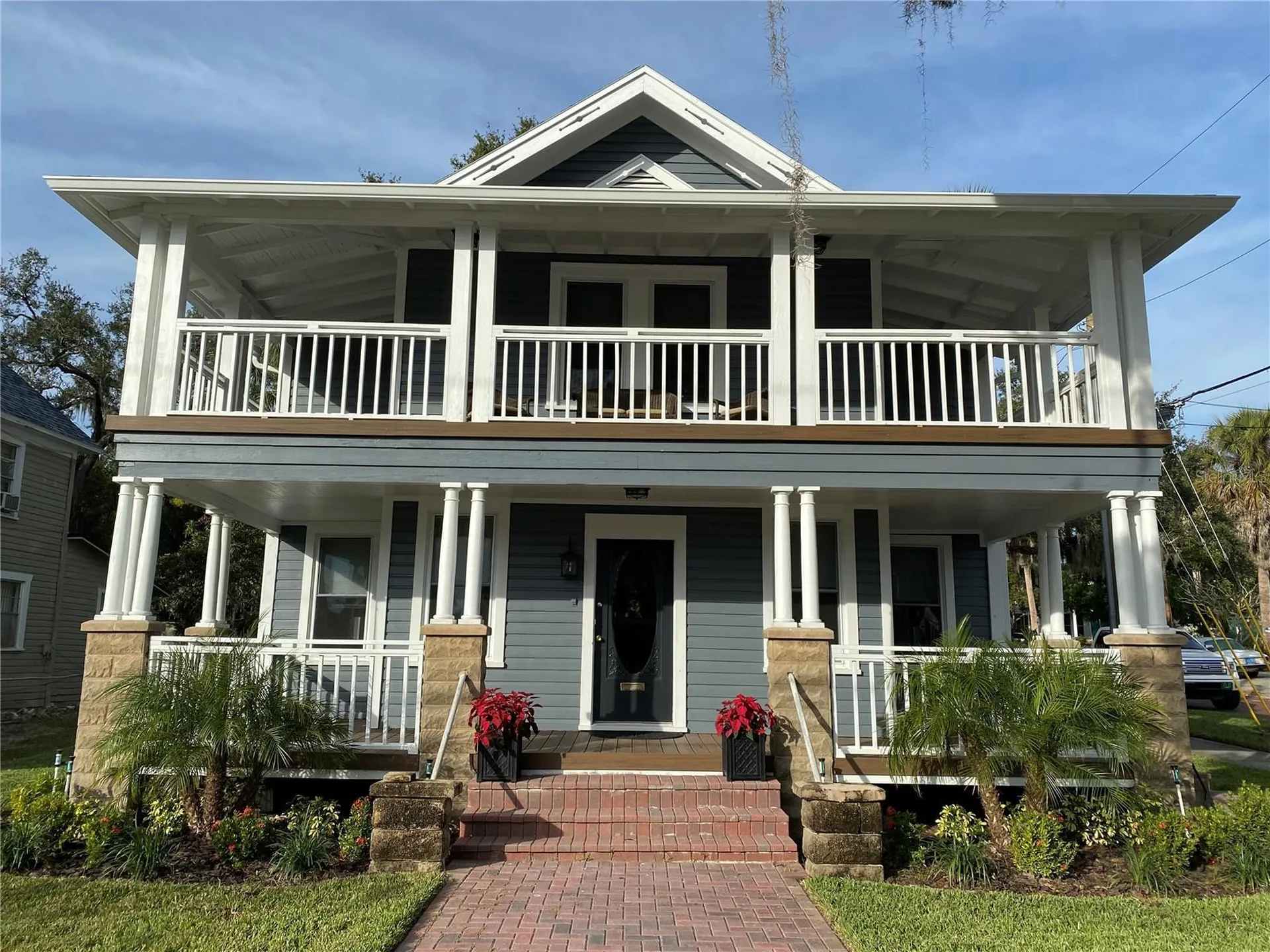 133 N Pinellas Avenue Tarpon Springs FL 34689