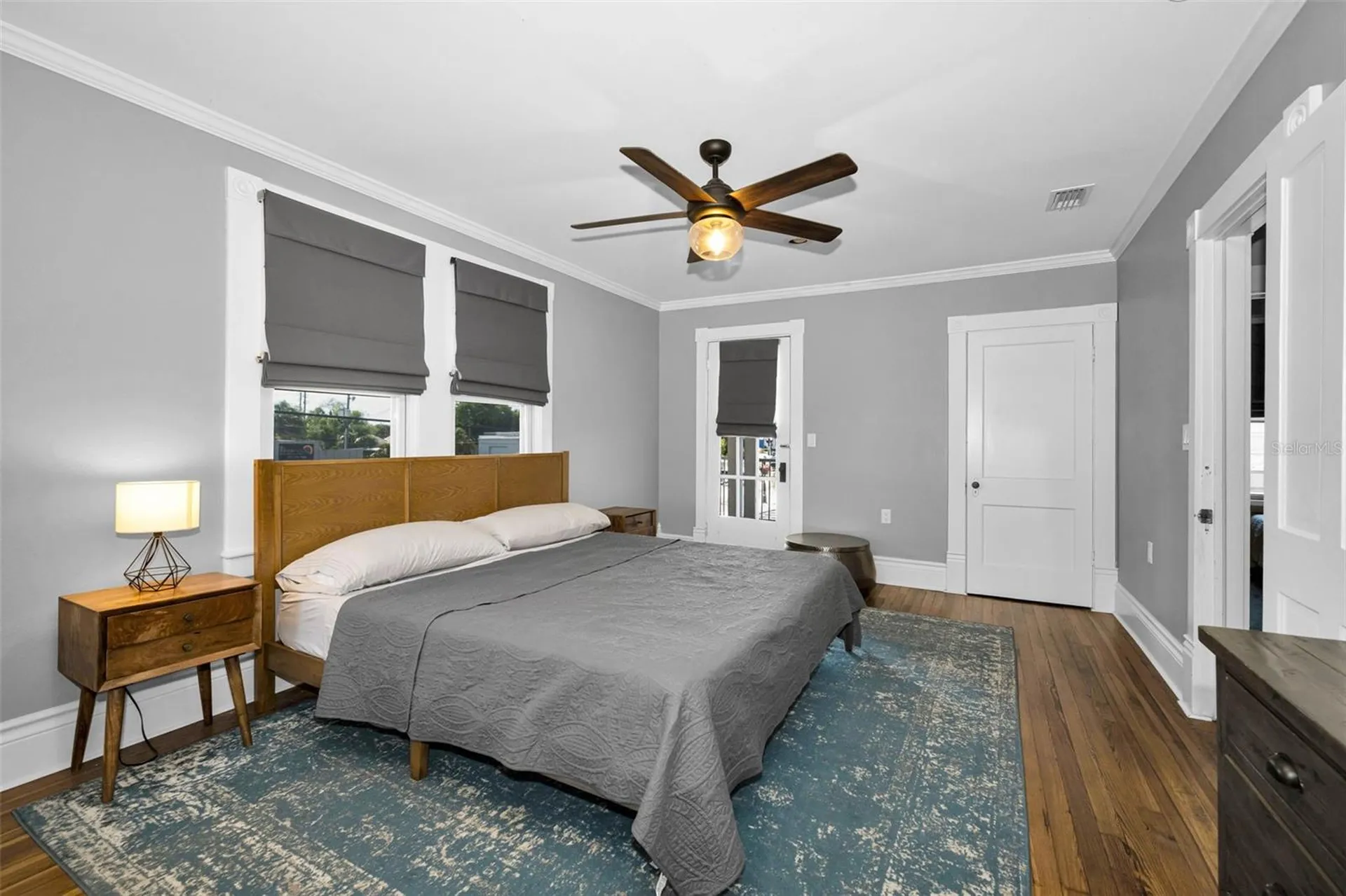 133 N Pinellas Avenue Tarpon Springs FL 34689