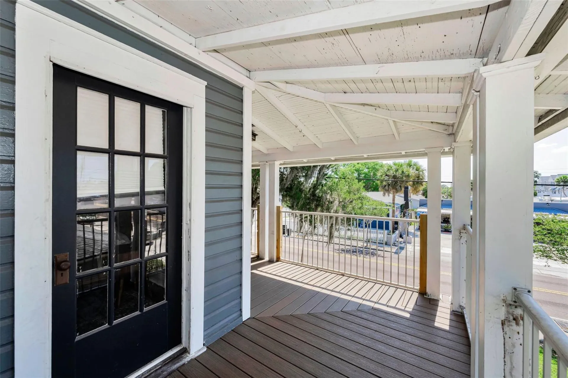133 N Pinellas Avenue Tarpon Springs FL 34689