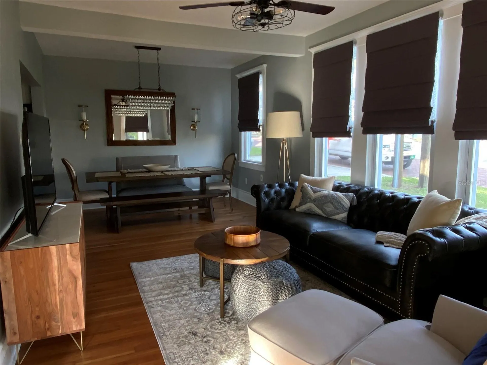 133 N Pinellas Avenue Tarpon Springs FL 34689