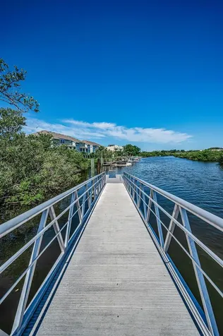 133 N Pinellas Avenue Tarpon Springs FL 34689