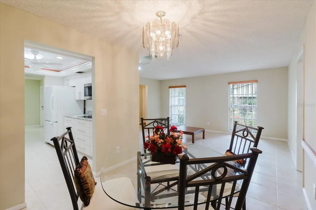 8222 La Serena Drive Tampa FL 33614