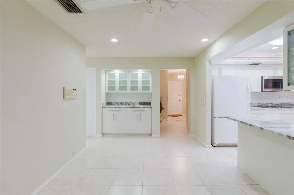8222 La Serena Drive Tampa FL 33614