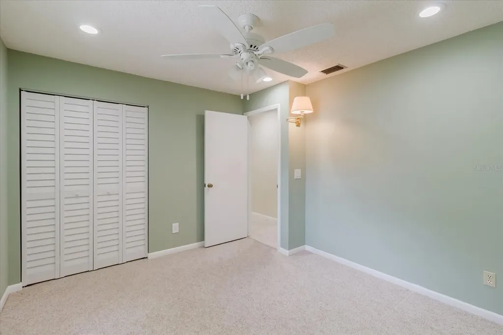 8222 La Serena Drive Tampa FL 33614