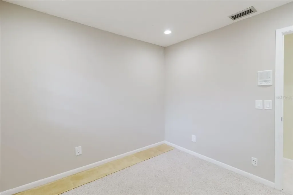 8222 La Serena Drive Tampa FL 33614