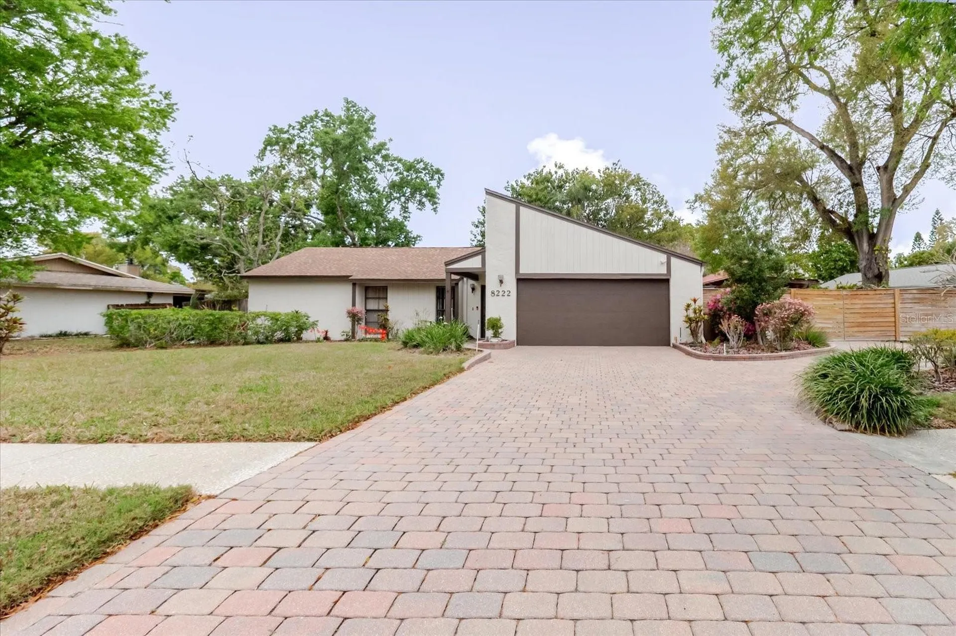 8222 La Serena Drive Tampa FL 33614