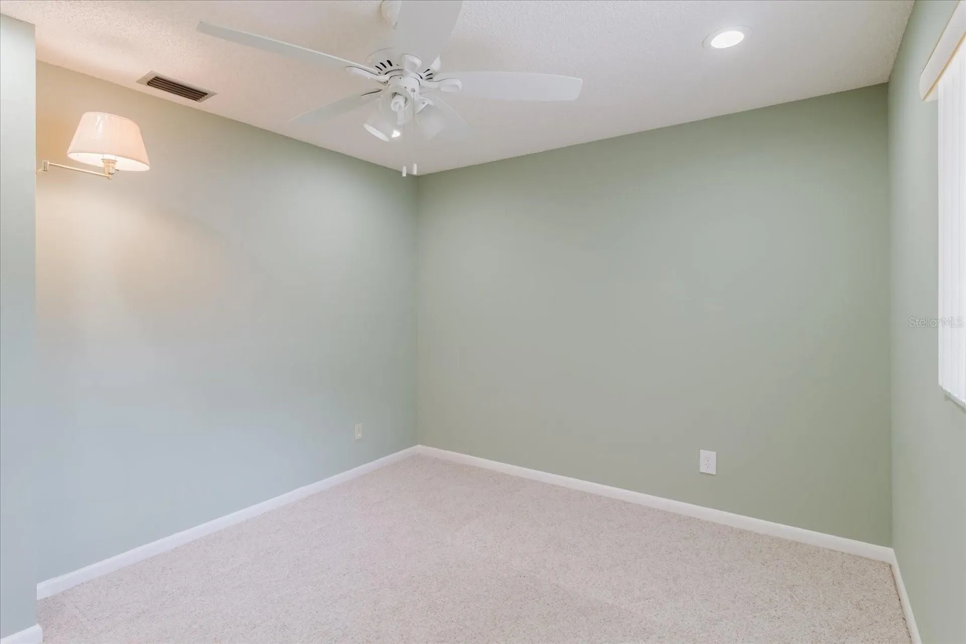 8222 La Serena Drive Tampa FL 33614