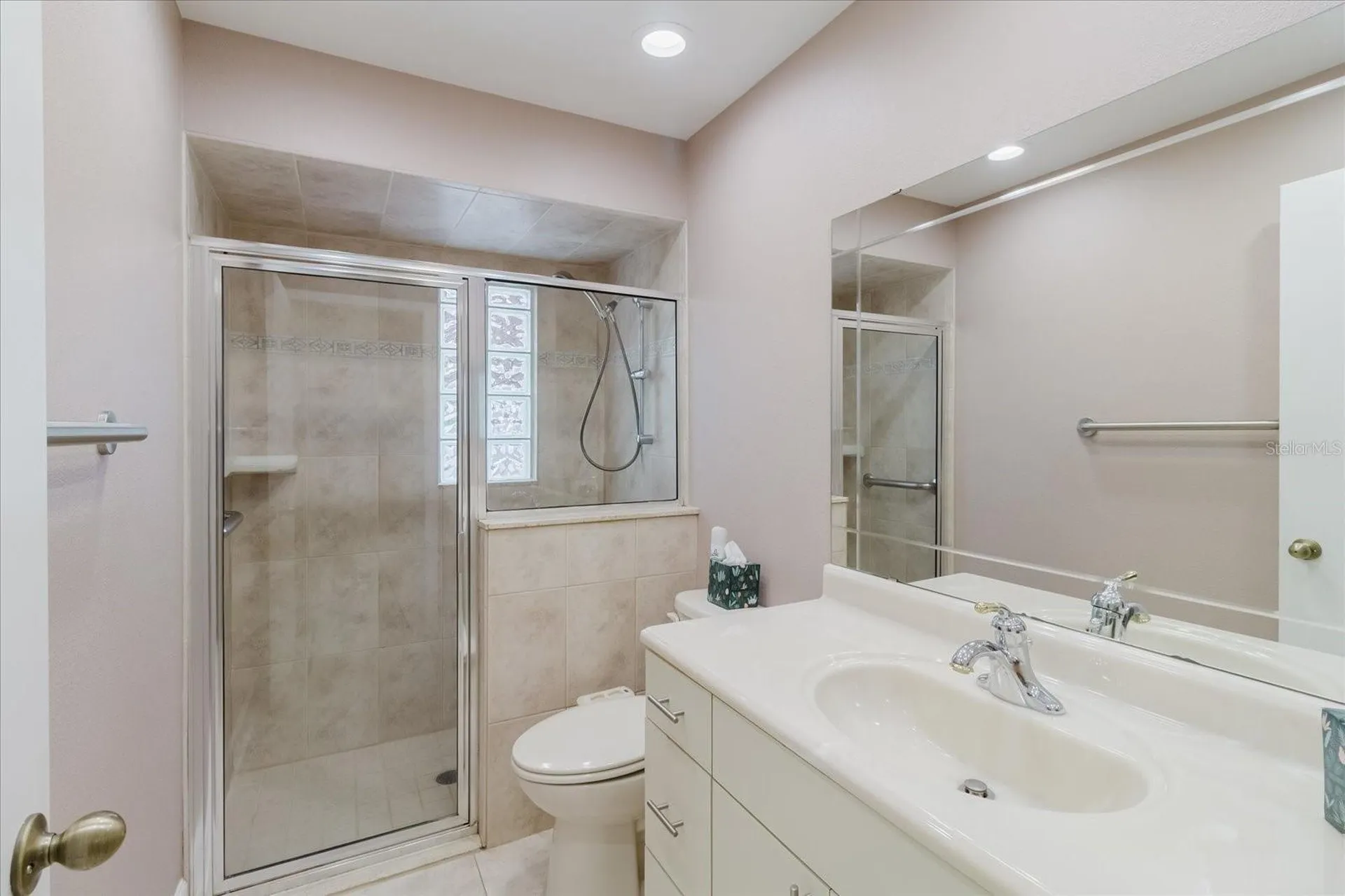 8222 La Serena Drive Tampa FL 33614