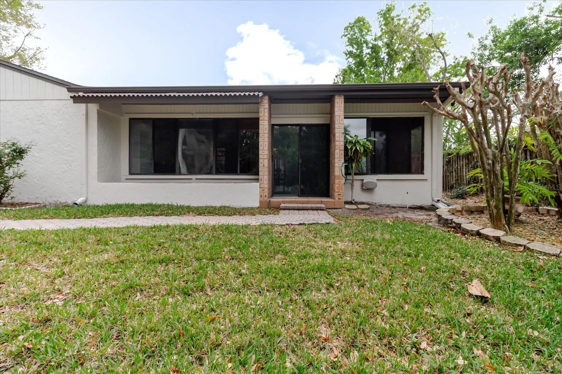 8222 La Serena Drive Tampa FL 33614