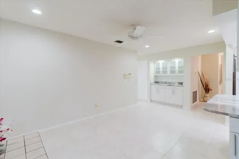 8222 La Serena Drive Tampa FL 33614