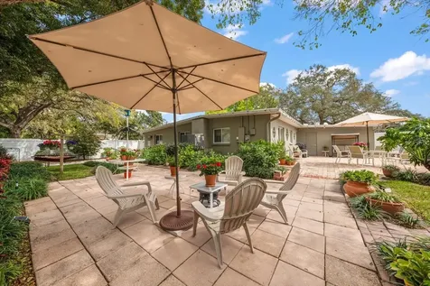 1718 Meredith Lane Belleair FL 33756