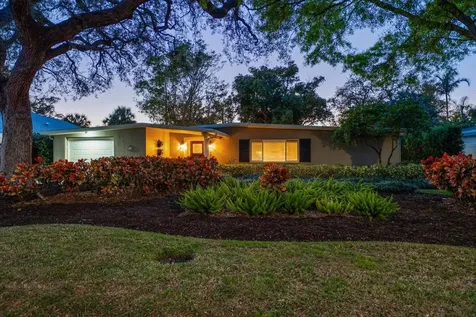 1718 Meredith Lane Belleair FL 33756