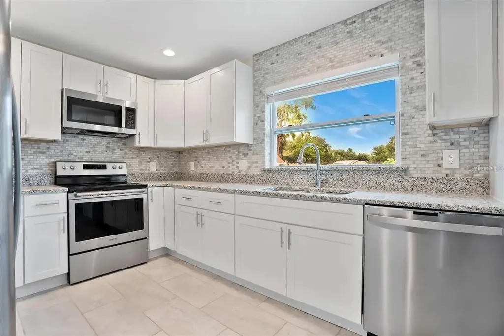 404 Longfellow Boulevard Lakeland FL 33801