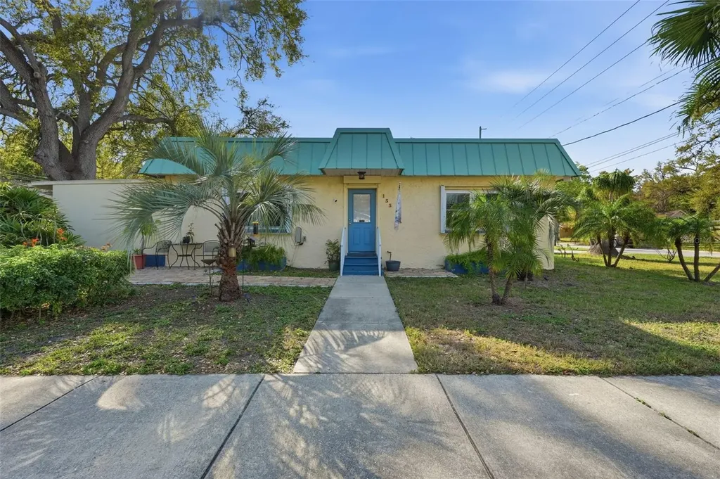 155 6th Street NE Largo FL 33770