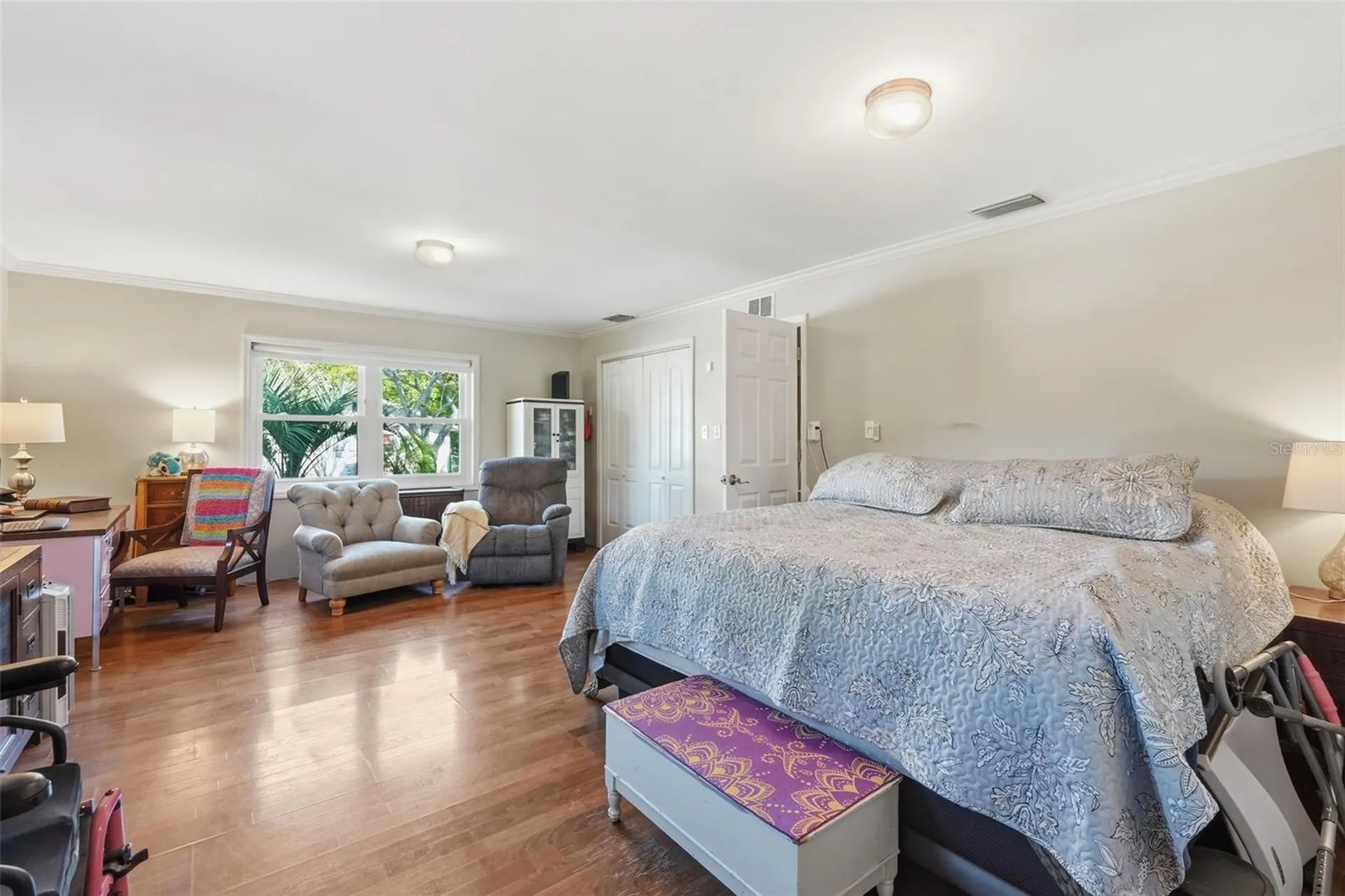 155 6th Street NE Largo FL 33770