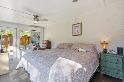155 6th Street NE Largo FL 33770