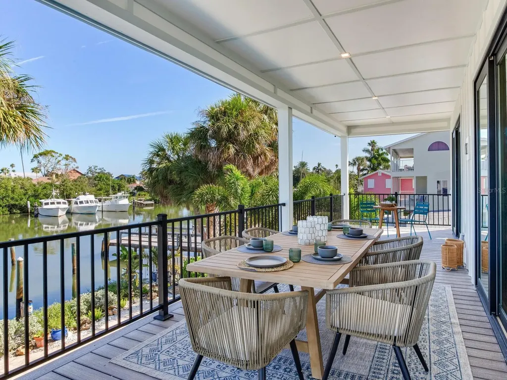 17030 Dolphin Drive North Redington Beach FL 33708