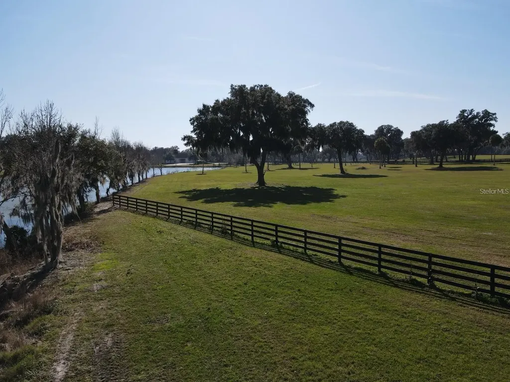 SE 57th Terrace Summerfield FL 34491
