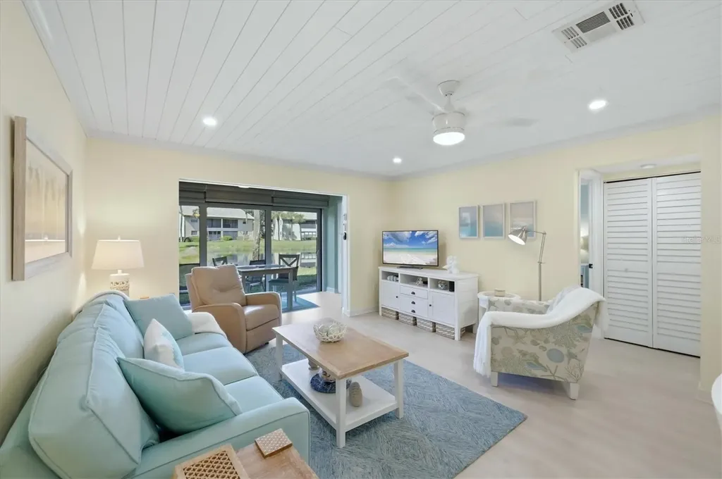 380 Three Lakes Lane Venice FL 34285