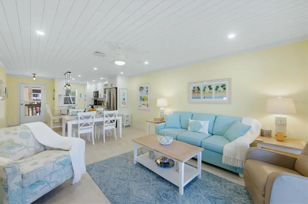380 Three Lakes Lane Venice FL 34285