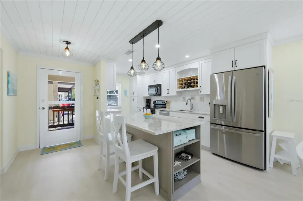 380 Three Lakes Lane Venice FL 34285