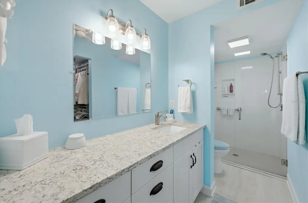 380 Three Lakes Lane Venice FL 34285
