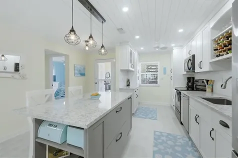 380 Three Lakes Lane Venice FL 34285