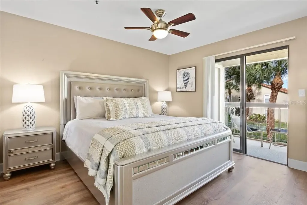 4013 Crockers Lake Boulevard Sarasota FL 34238