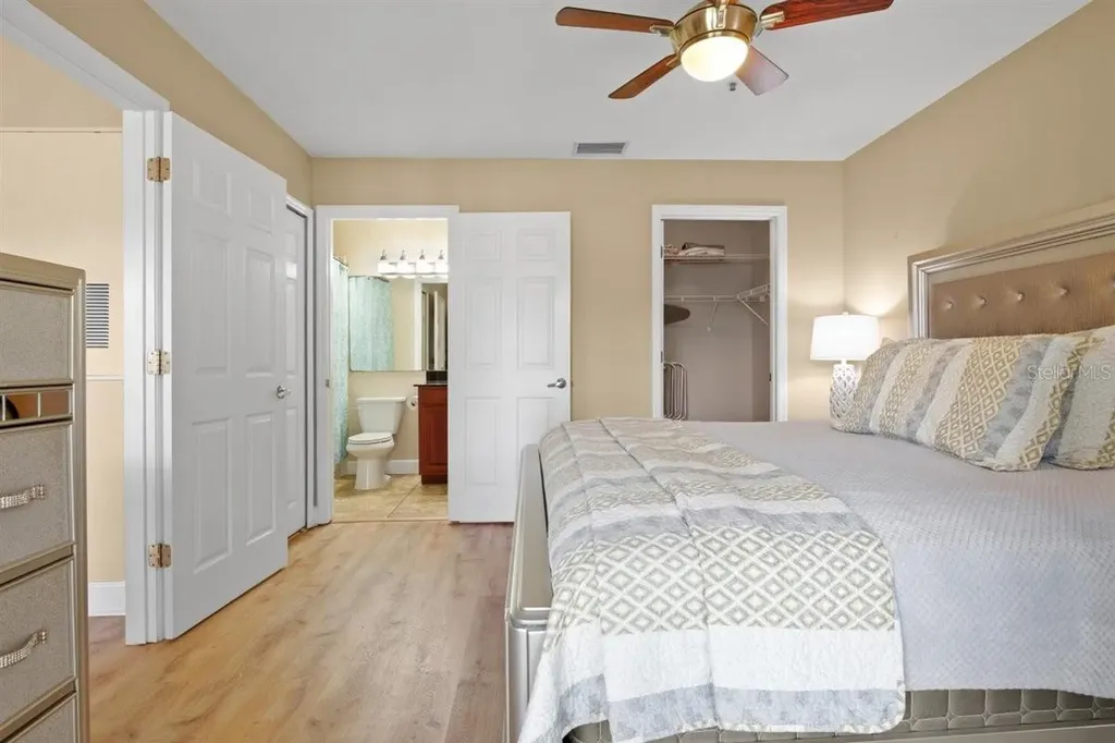 4013 Crockers Lake Boulevard Sarasota FL 34238